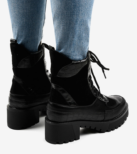 Černé semišové šněrovací boty G-7646